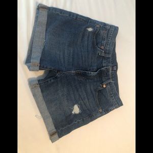 Gap distressed shorts